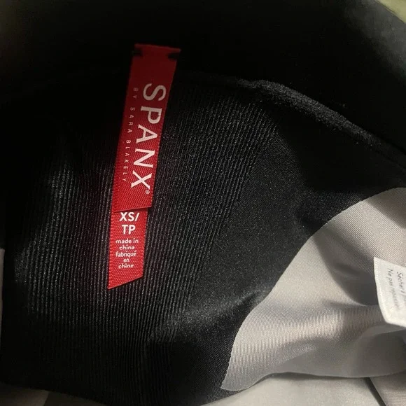 Spanx Sculpt On Core High Waist Mid Thigh Shorts Black Size XS Sculpting Contour - Picture 13 of 15